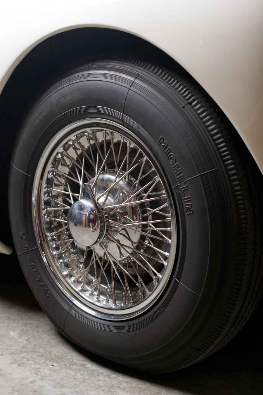 Колеса Cunningham C-3 West Palm Beach Coupe 1952 года  (фото 1 из 20)